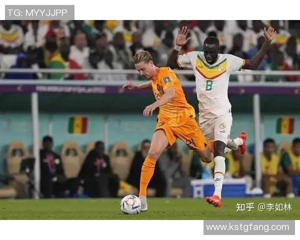 武汉网球队与成都网球队赛后复盘分享比赛经验与战术分析